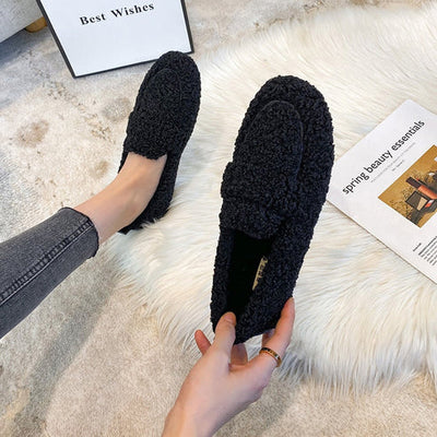 Szare buty wsuwane