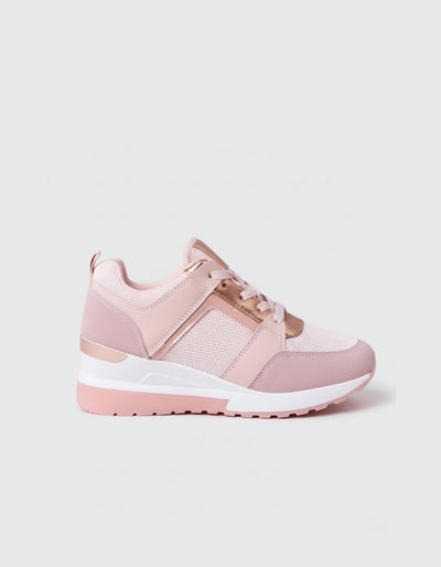 Eleganckie buty na koturnie