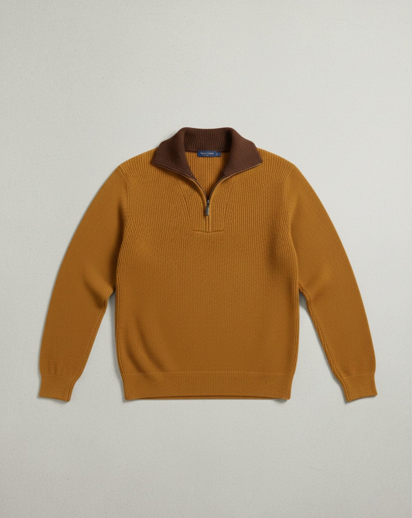 Sweter Heritage z kontrastowym kołnierzykiem i zamkiem błyskawicznym o długości 1/4