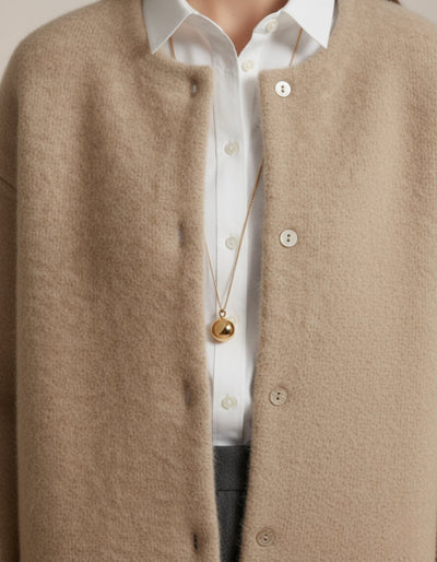 Klasyczny wełniany kardigan bez kołnierzyka