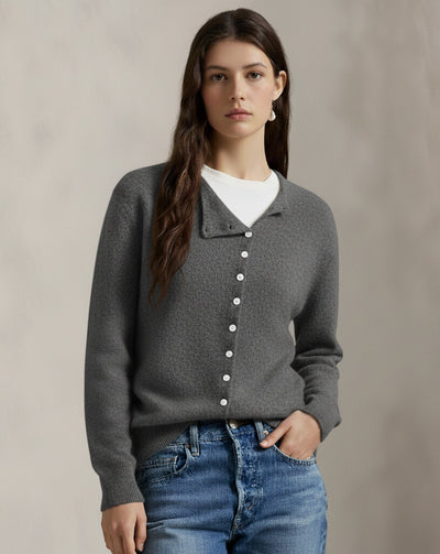 Elegancki wełniany sweter z guzikami